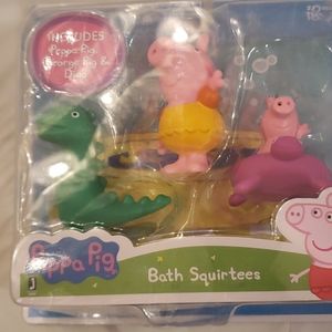 Pegga Pip Bath Squirtees Squirters Bath Toys Peppa